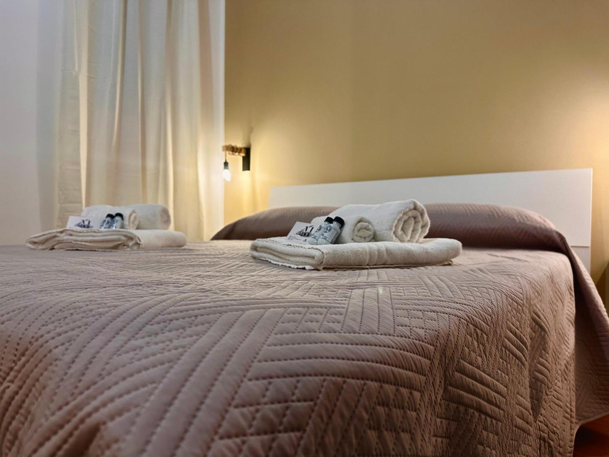 Ai Papiri Hotel Палермо Екстериор снимка