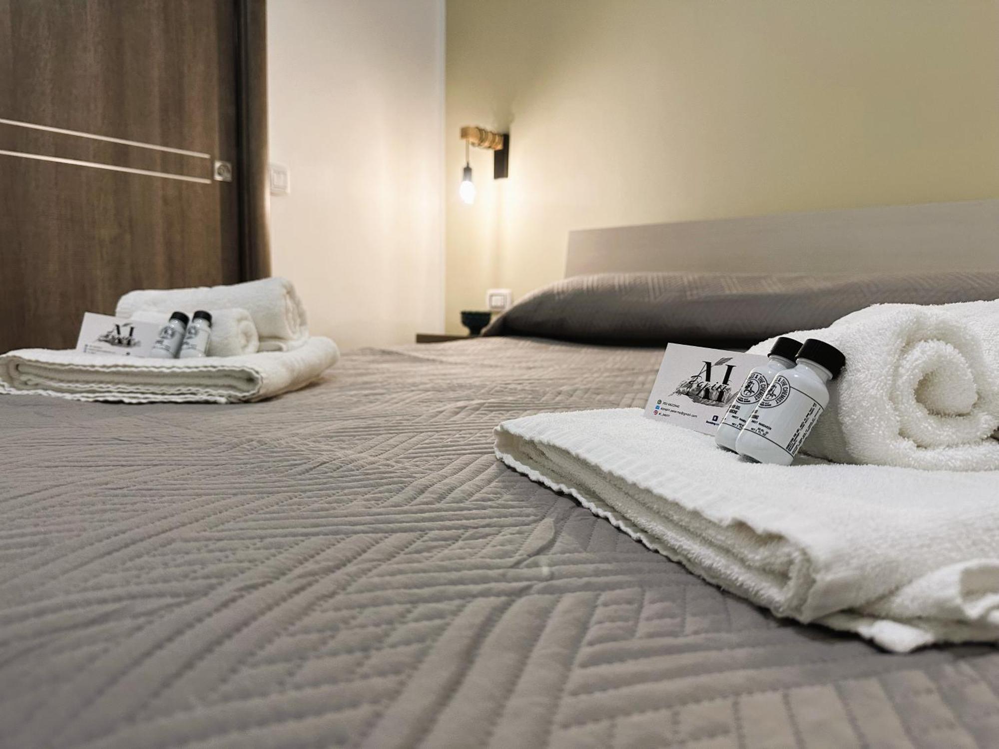 Ai Papiri Hotel Палермо Екстериор снимка